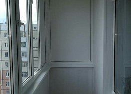 Остекление балкона с внутренней отделкой